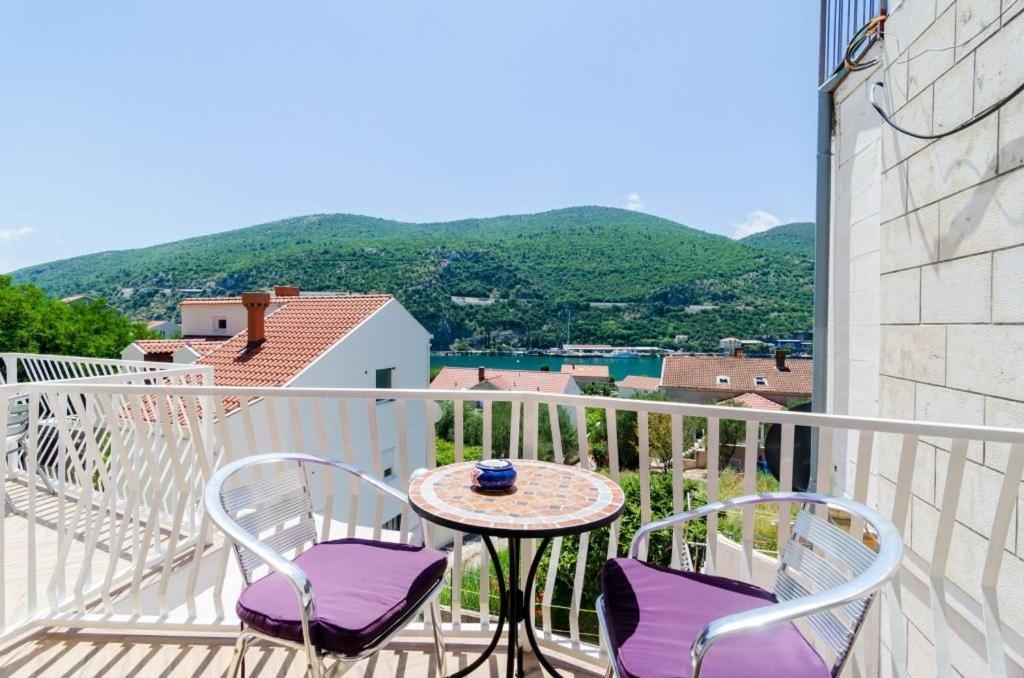 Apartments Peco Mokošica Exterior foto