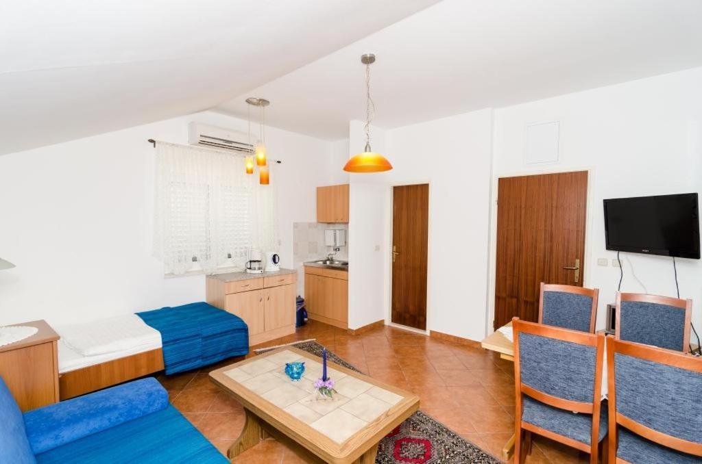 Apartments Peco Mokošica Exterior foto
